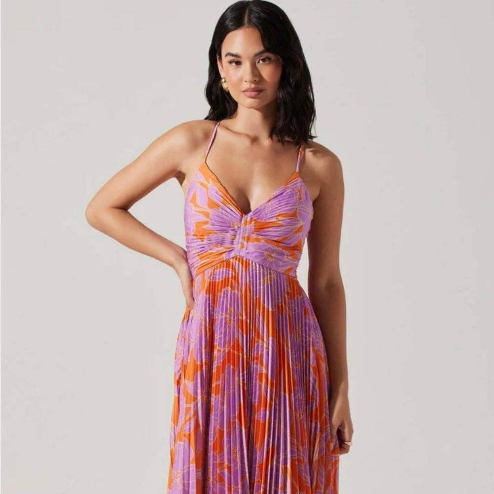 ASTR THE LABEL Blythe Maxi Dress!